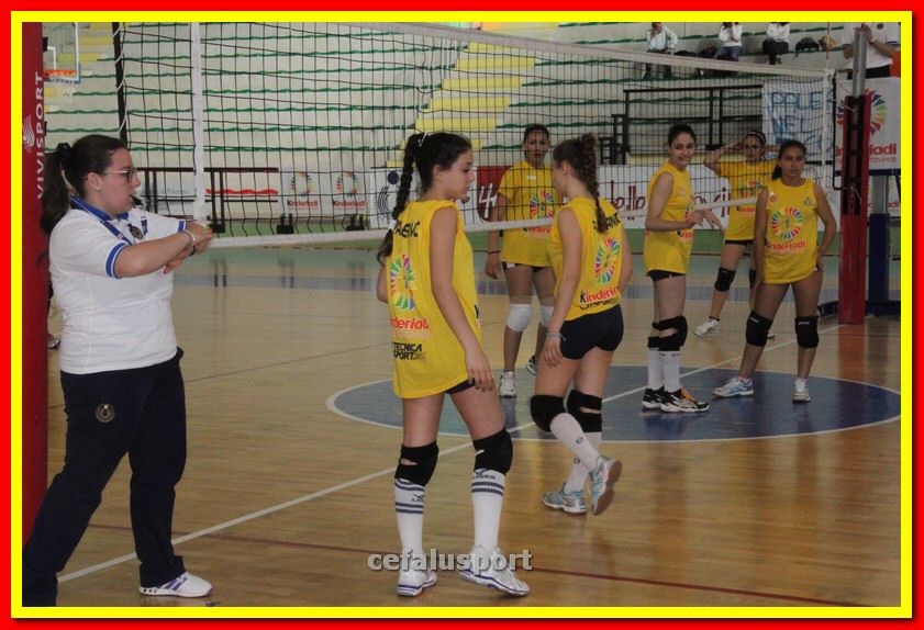 140430 volley 299_tn.jpg